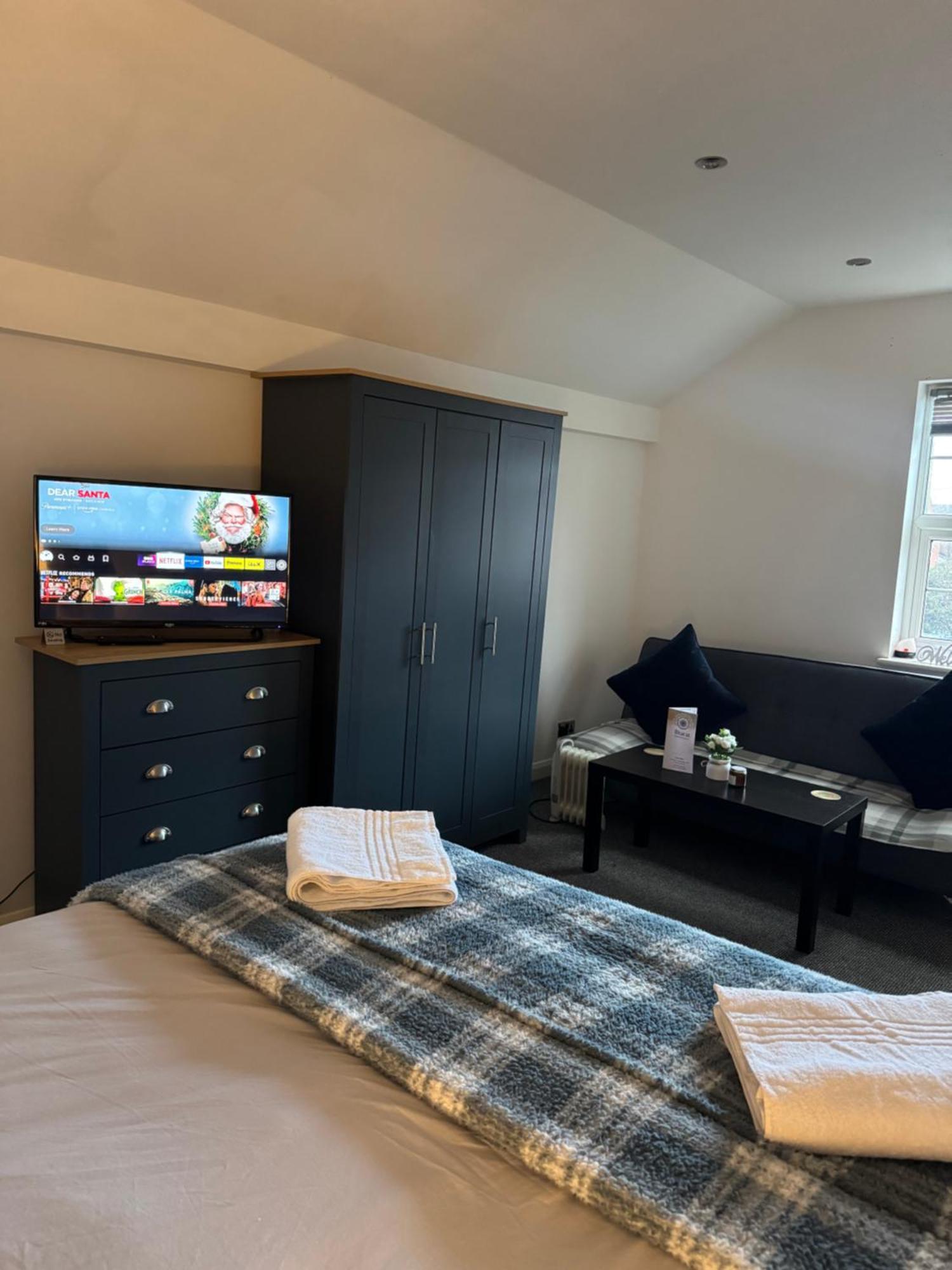 Cosy Countryside Stay- Waters Upton, Apartment