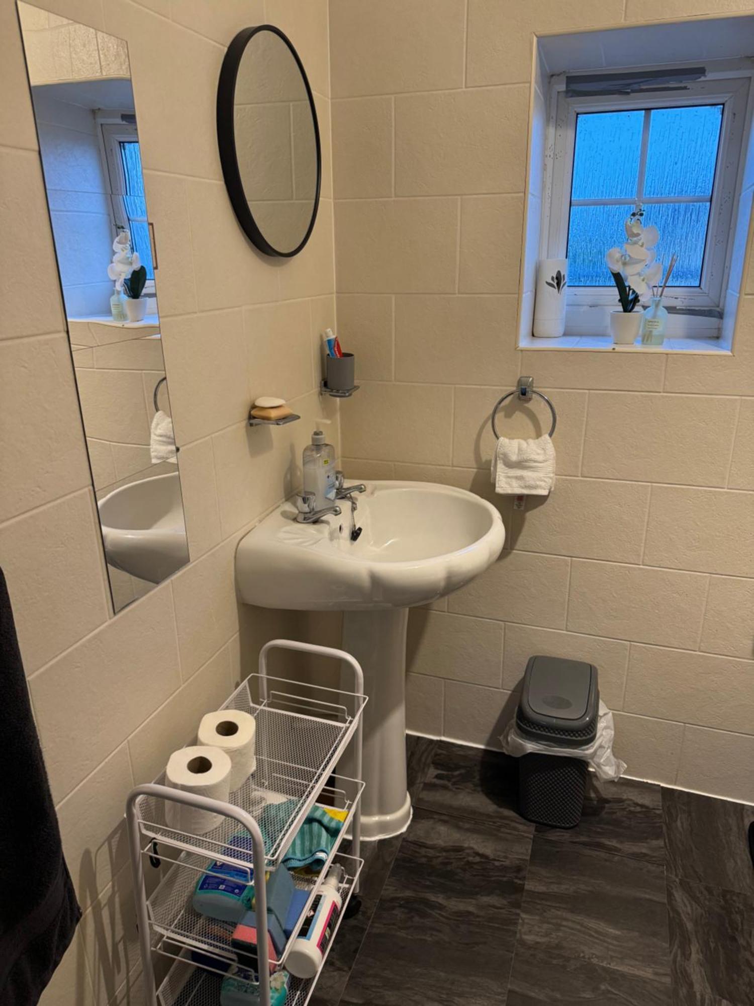Cosy Countryside Stay- Waters Upton, Apartment